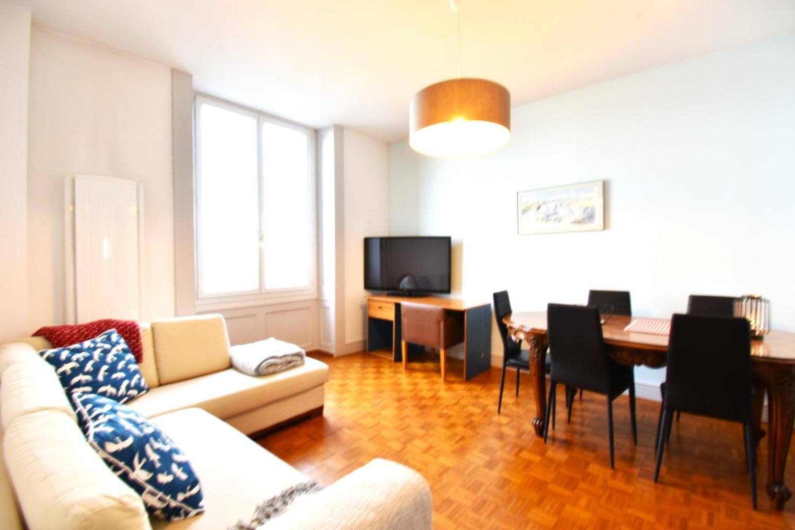 Appartement Avec Vue 180 Sur Le Lac Leman Тонон-ле-Бен Екстериор снимка